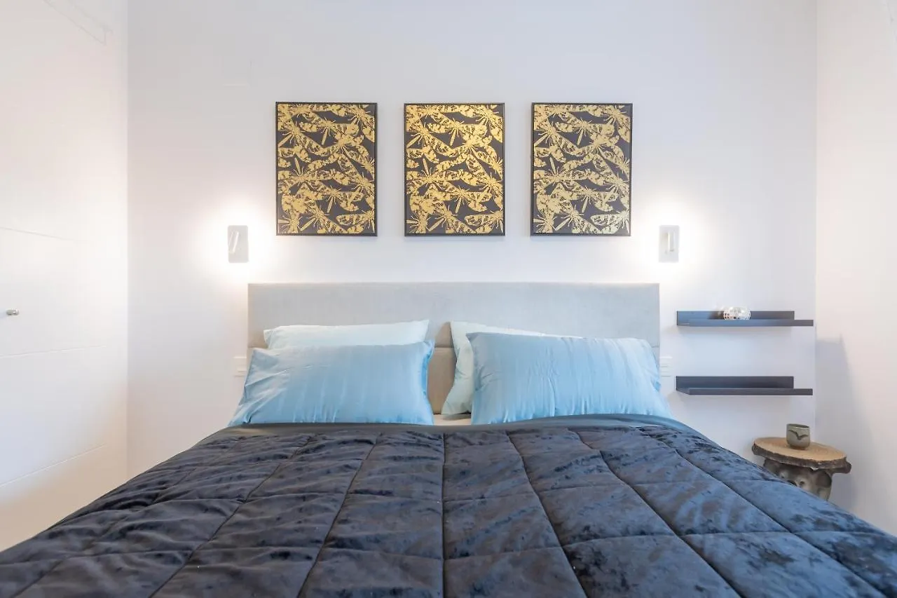 Apartment Marbella Luxury Brand New 2-Bedroom Apartment, 3 Min Walk To The Beach!