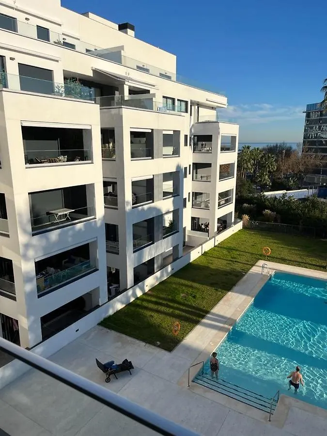 Marbella Luxury Brand New 2-Bedroom Apartment, 3 Min Walk To The Beach! Apartment