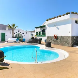 Hotel-finca Rural Jose Manuel 28pax , San Bartolomé Spanje
